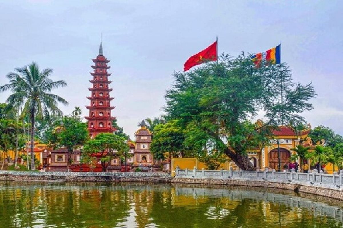 TOP 11 ĐIỂM DU LỊCH TÂM LINH NỔI TIẾNG CHO LỊCH DU XUÂN 2025